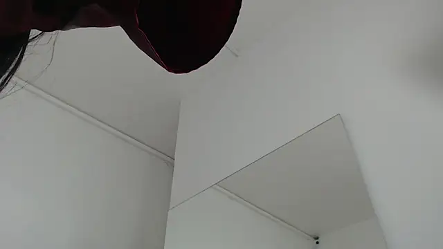 sussy leon online show from February 13, 2025, 2:12 am