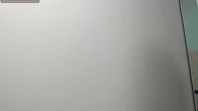 sussy leon online show from March 7, 2025, 12:23 pm