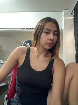 Snapshot of Im_sophia1 chatting on March 14, 2025, 1:13 pm Im sophia1 online show from March 14, 2025, 1:13 pm