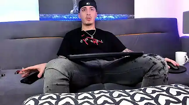 uptomatty online show from December 20, 2024, 1:03 am