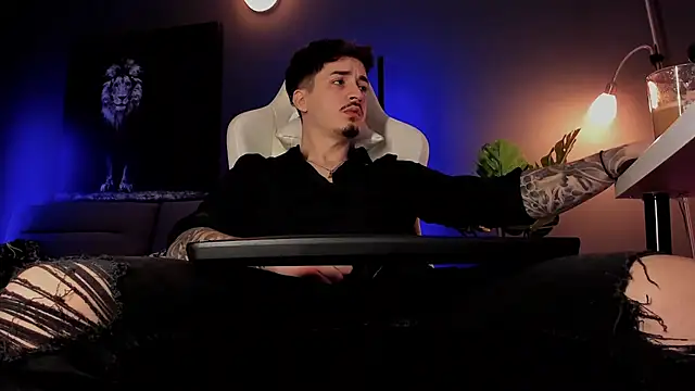 uptomatty online show from March 22, 2026, 8:07 am