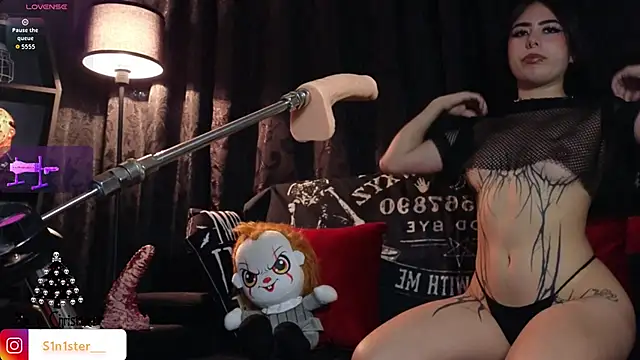 Melanie Nyx online show from December 16, 2025, 1:54 am