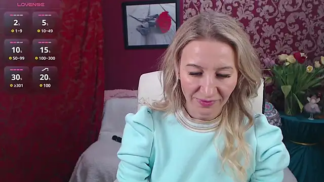 Snapshot of Sofia_Soul chatting on March 10, 2025, 6:23 pm Sofia Soul online show from March 10, 2025, 6:23 pm