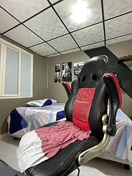 marcel crawford96 online show from April 7, 2026, 1:33 pm