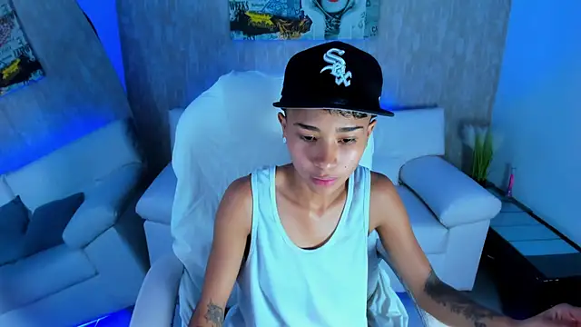 nova sex01 online show from October 16, 2025, 4:02 am