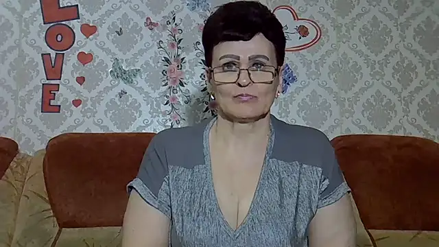 Snapshot of PaulaGolden chatting on June 26, 2026, 1:26 pm PaulaGolden online show from June 26, 2026, 1:26 pm