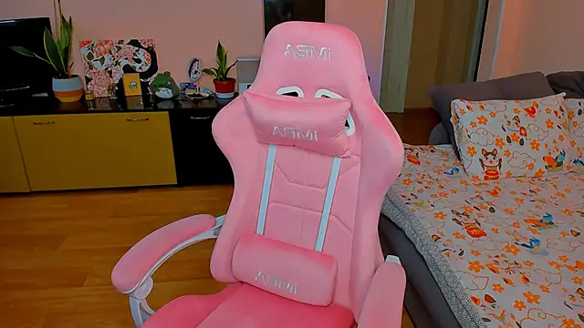 Snapshot of ameli_moon chatting on October 8, 2025, 1:42 pm ameli moon online show from October 8, 2025, 1:42 pm