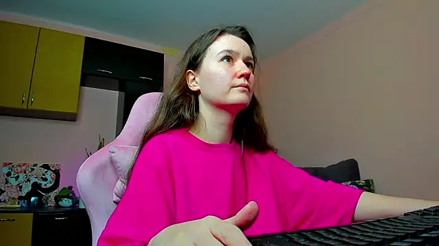 Snapshot of ameli_moon chatting on December 1, 2025, 2:33 pm ameli moon online show from December 1, 2025, 2:33 pm