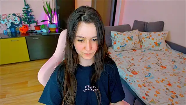 Snapshot of ameli_moon chatting on May 4, 2026, 4:36 pm ameli moon online show from May 4, 2026, 4:36 pm