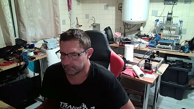 snork80 online show from September 12, 2025, 7:19 am