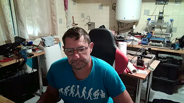 snork80 online show from September 13, 2025, 9:09 am