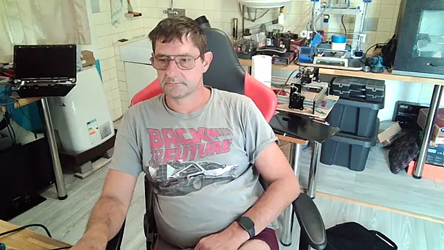 snork80 online show from October 4, 2025, 12:14 pm