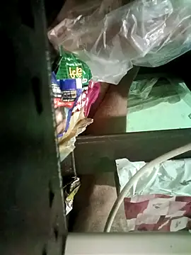 Snapshot of Shubu_76 chatting on September 10, 2025, 9:04 pm Shubu 76 online show from September 10, 2025, 9:04 pm