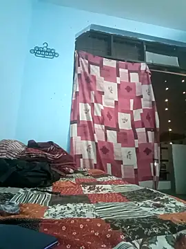 Snapshot of Shubu_76 chatting on October 21, 2025, 8:31 pm Shubu 76 online show from October 21, 2025, 8:31 pm