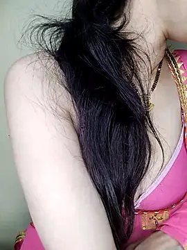 Snapshot of Fair-magic-woman chatting on March 21, 2025, 6:29 pm Fair-magic-woman online show from March 21, 2025, 6:29 pm