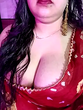 Snapshot of Suhanakhan00 chatting on May 29, 2026, 12:25 pm Suhanakhan00 online show from May 29, 2026, 12:25 pm