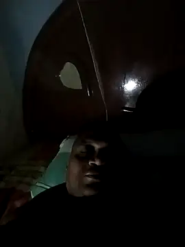 Snapshot of SongfulMeccano chatting on March 19, 2026, 5:44 am SongfulMeccano online show from March 19, 2026, 5:44 am