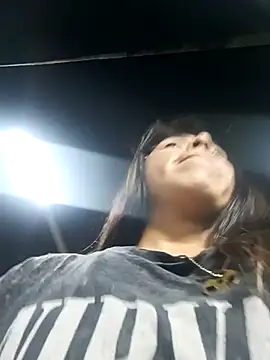 Snapshot of Karenn12 chatting on November 7, 2025, 2:00 am Karenn12 online show from November 7, 2025, 2:00 am