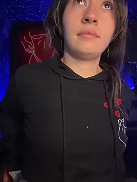 Snapshot of Sophie_LS chatting on November 20, 2025, 5:07 am Sophie LS online show from November 20, 2025, 5:07 am