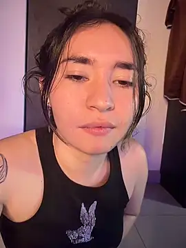 Sophie LS online show from April 11, 2026, 1:54 am