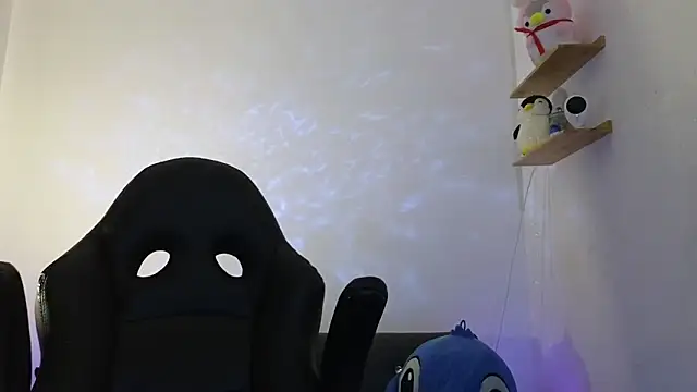 Snapshot of Alissfressa chatting on April 23, 2026, 12:56 am Alissfressa online show from April 23, 2026, 12:56 am