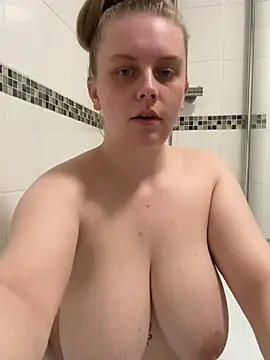 Snapshot of Vixen_Mistress_Ali chatting on February 25, 2025, 7:25 pm Vixen Mistress Ali online show from February 25, 2025, 7:25 pm