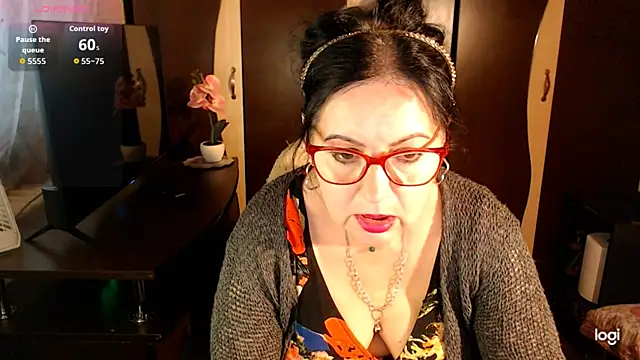 exymilf  online show from November 12, 2025, 11:21 am