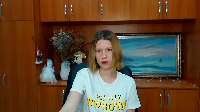 StellaCRL online show from February 11, 2025, 4:24 pm