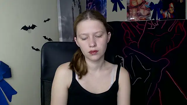 Snapshot of StellaCRL chatting on April 24, 2026, 6:27 am StellaCRL online show from April 24, 2026, 6:27 am