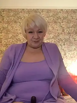 Laura Millf online show from January 9, 2025, 7:50 pm