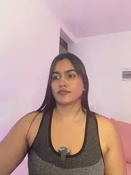 isabella aristi03 online show from May 10, 2026, 4:06 am
