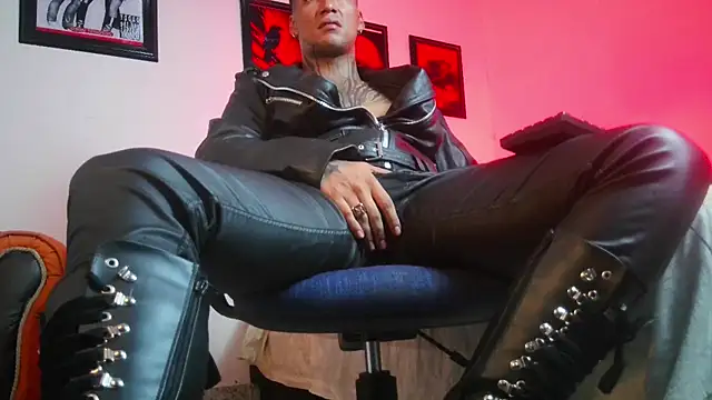 Leonnardo Jaramillo online show from January 5, 2026, 5:27 pm