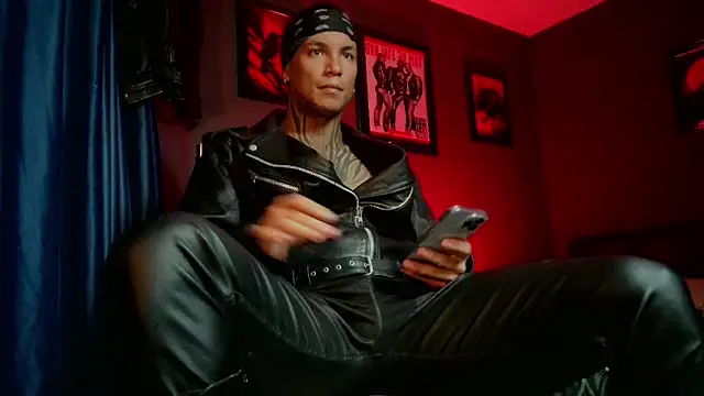 Leonnardo Jaramillo online show from March 6, 2026, 11:45 pm