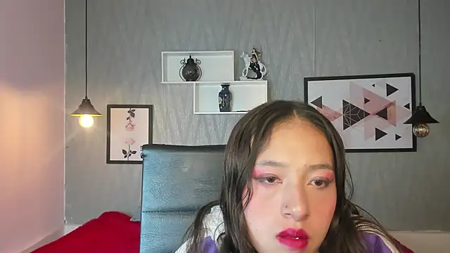 Valeria roussi online show from December 29, 2024, 2:52 pm