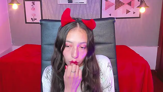 Valeria roussi online show from January 9, 2025, 4:28 pm