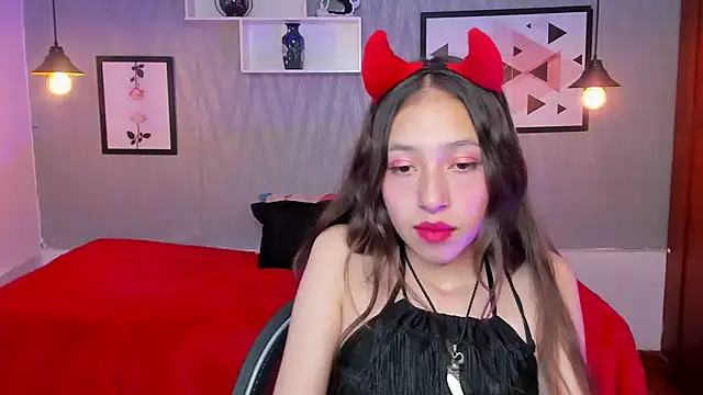 Valeria roussi online show from January 14, 2025, 8:37 pm