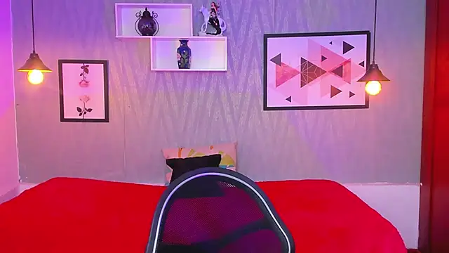 Valeria roussi online show from January 21, 2025, 3:10 pm