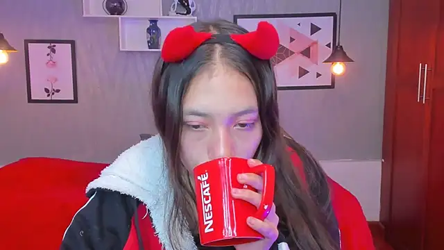 Valeria roussi online show from January 24, 2025, 7:39 pm