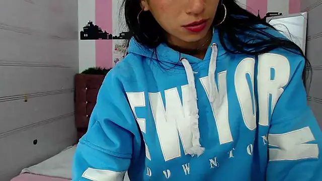 Snapshot of sara_caplerx chatting on September 10, 2025, 12:27 pm sara caplerx online show from September 10, 2025, 12:27 pm