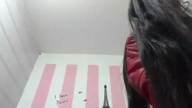 Snapshot of sara_caplerx chatting on September 17, 2025, 12:18 pm sara caplerx online show from September 17, 2025, 12:18 pm