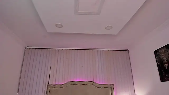 Snapshot of Valentina_Se chatting on January 23, 2025, 3:37 am Valentina Se online show from January 23, 2025, 3:37 am