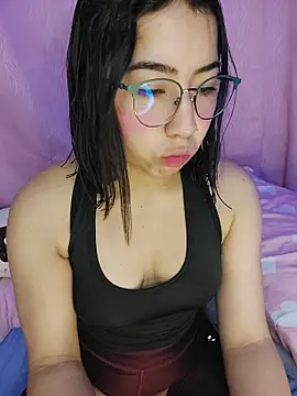 Snapshot of anni_ross chatting on January 13, 2026, 8:14 pm anni ross online show from January 13, 2026, 8:14 pm