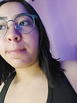 Snapshot of anni_ross chatting on January 17, 2026, 11:30 pm anni ross online show from January 17, 2026, 11:30 pm