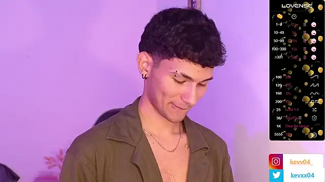 Snapshot of Alexx_tc chatting on October 31, 2025, 6:25 am Alexx tc online show from October 31, 2025, 6:25 am