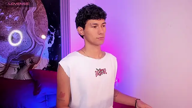 Snapshot of Alexx_tc chatting on December 2, 2025, 9:36 am Alexx tc online show from December 2, 2025, 9:36 am