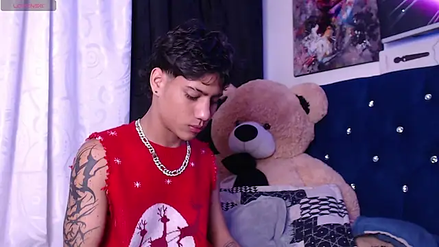 Sexys Boys Hot1 online show from November 20, 2025, 3:39 am