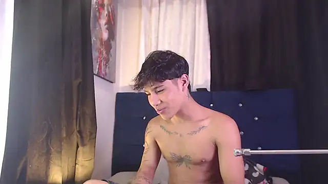 Sexys Boys Hot1 online show from February 9, 2026, 2:04 am