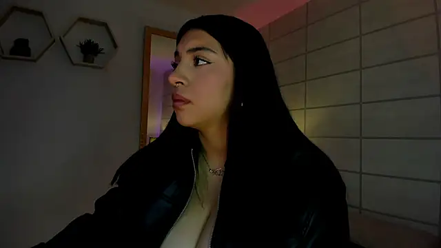 Snapshot of Christine_Laam chatting on March 10, 2026, 11:59 am Christine Laam online show from March 10, 2026, 11:59 am