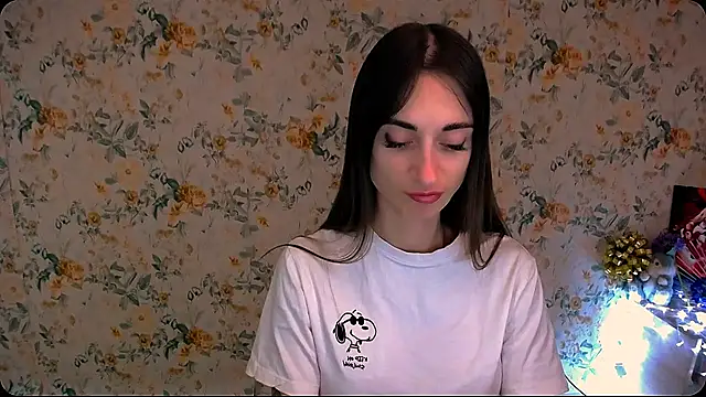 Asia N  online show from December 18, 2024, 7:26 am