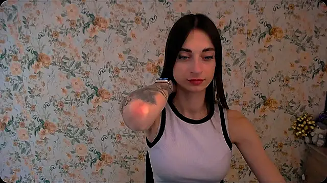 Asia N  online show from February 18, 2025, 11:11 am